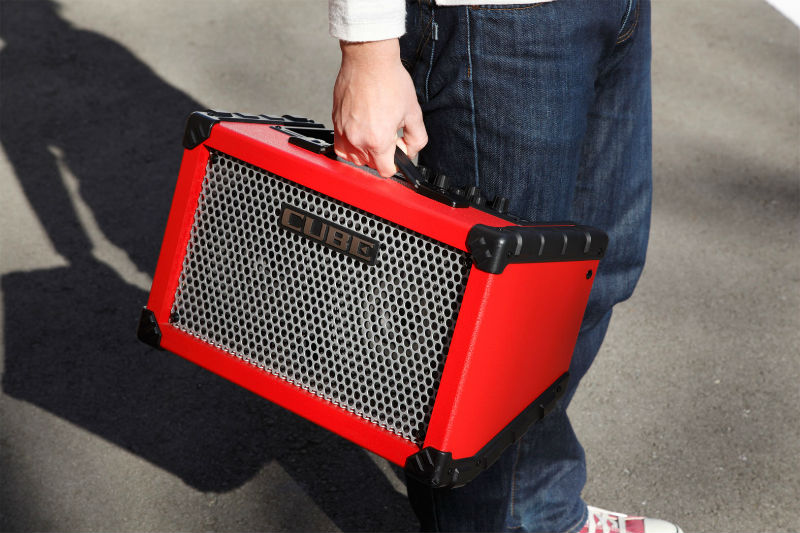Roland CUBE Street red