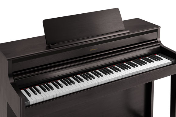 piano roland hp 700